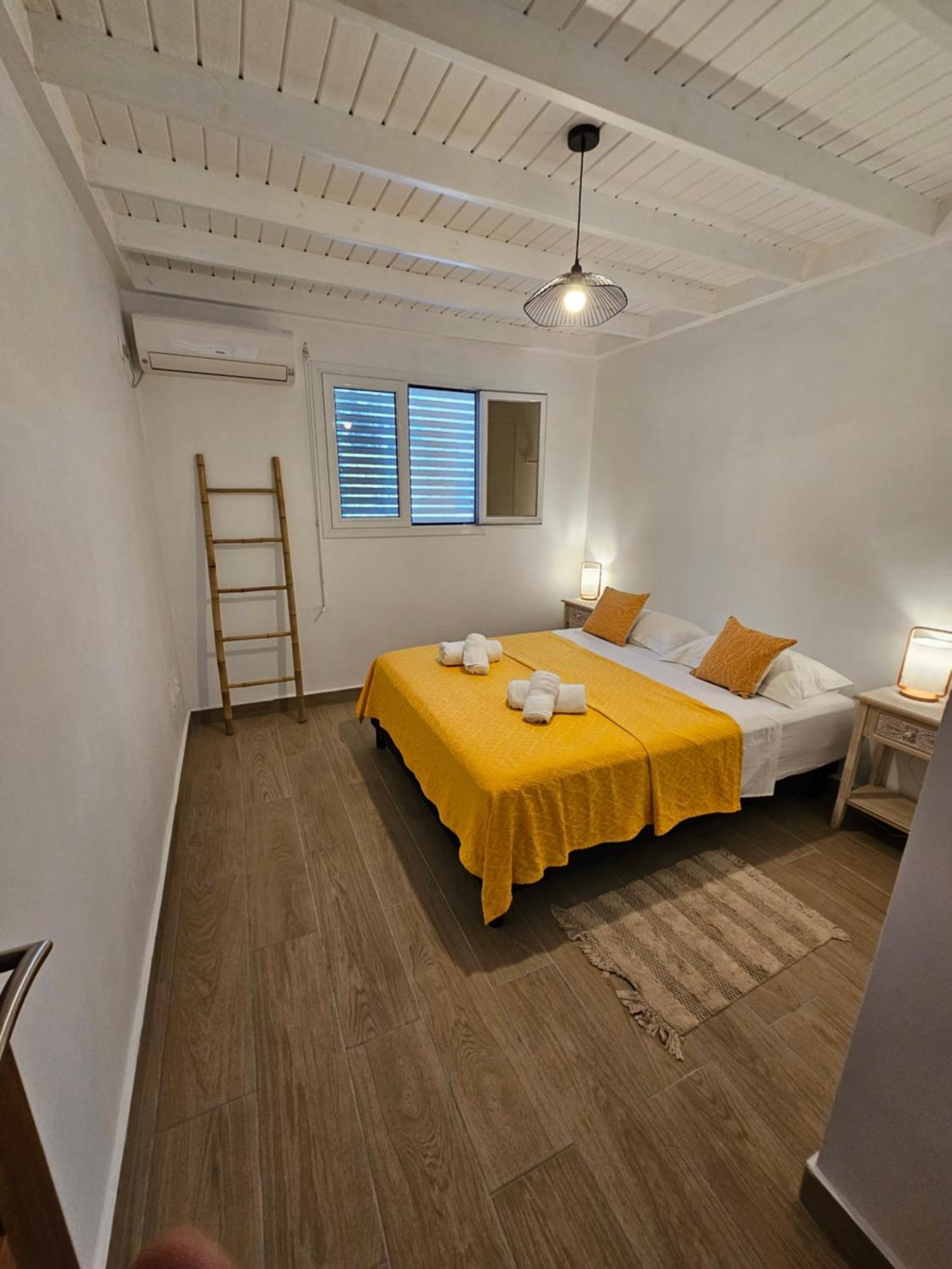 Villa Celyote - Haut De Villa, Vue Mer, A 150M De La Plage Anse Figuier Terre-De-Haut Ngoại thất bức ảnh